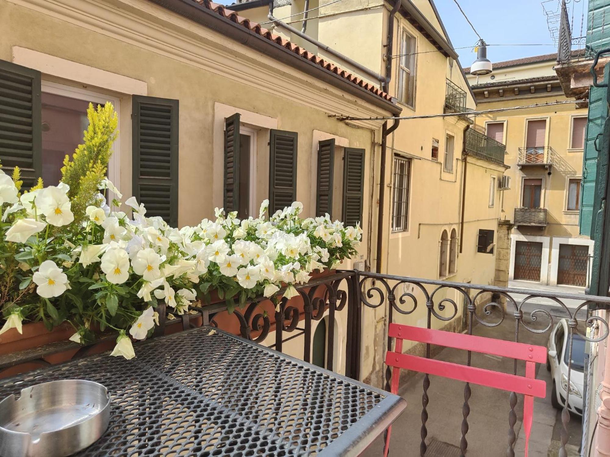 Giardino Giusti House & Court 2*